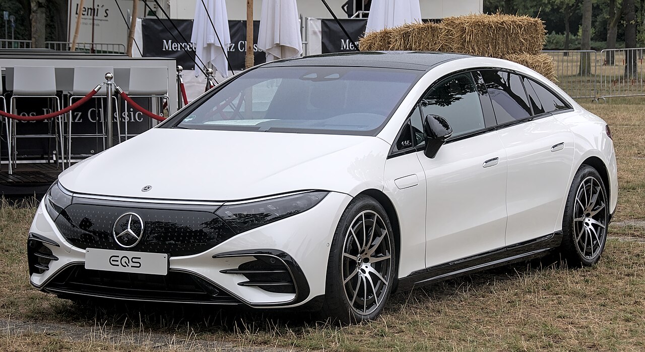 Mercedes-Benz EQS — sfeerbeeld, niet de genoemde proefauto